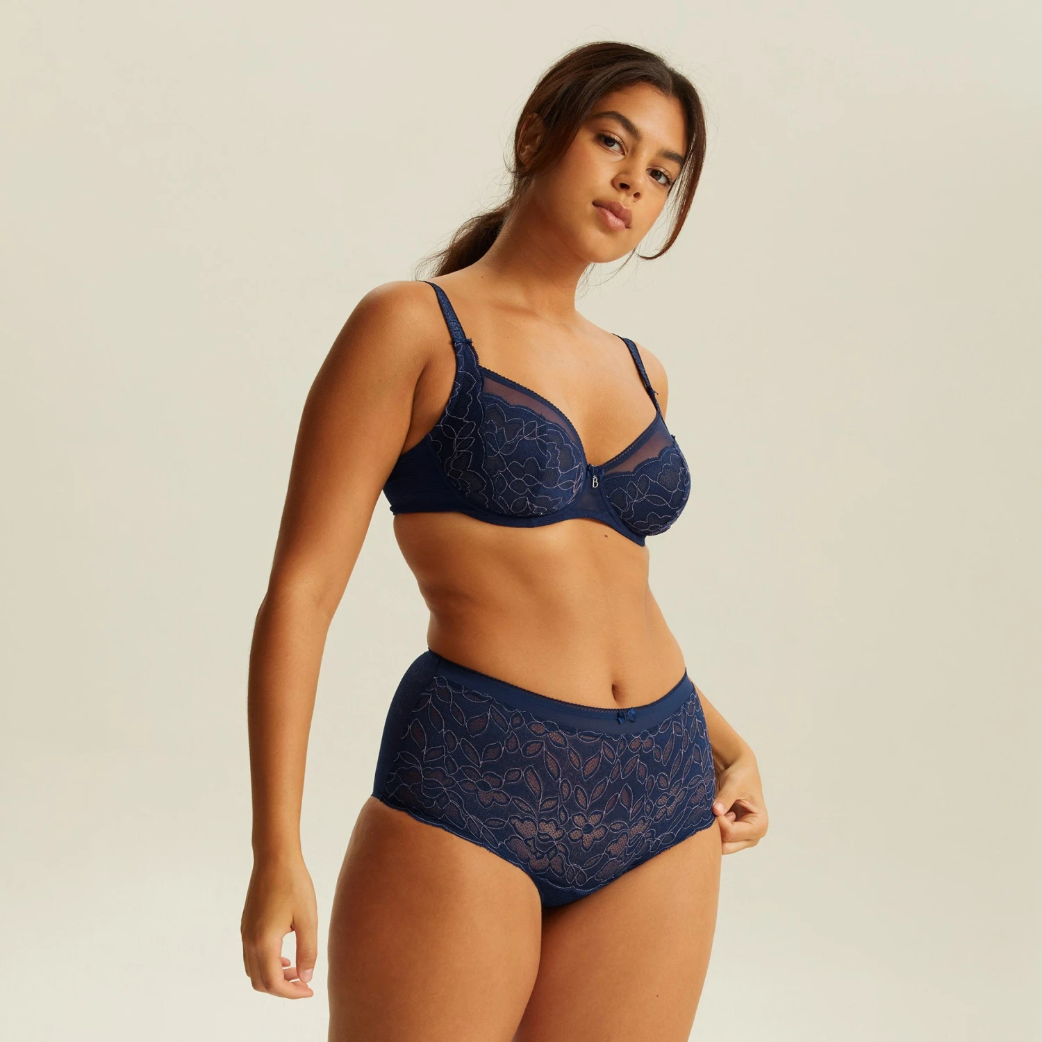 Soutien-gorge Emboîtant Avec Armatures Marine CAPRI – Image 4
